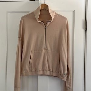 Vuori Half Zip Sweatshirt, size XL